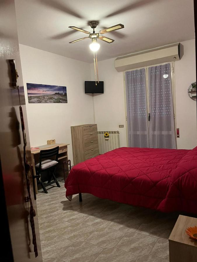 B&B Il Girasole Ortonovo Dış mekan fotoğraf