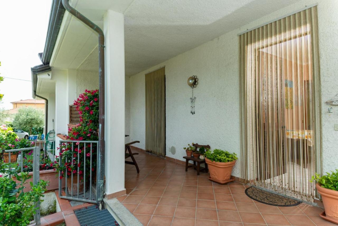 B&B Il Girasole Ortonovo Dış mekan fotoğraf