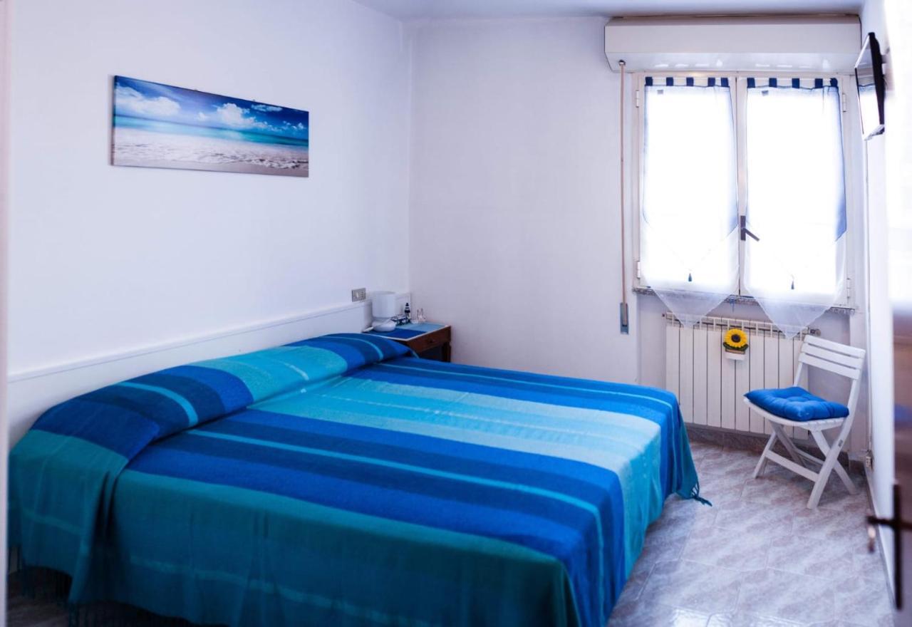 B&B Il Girasole Ortonovo Dış mekan fotoğraf