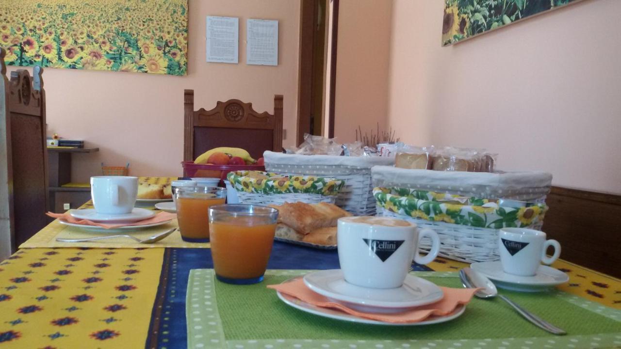 B&B Il Girasole Ortonovo Dış mekan fotoğraf