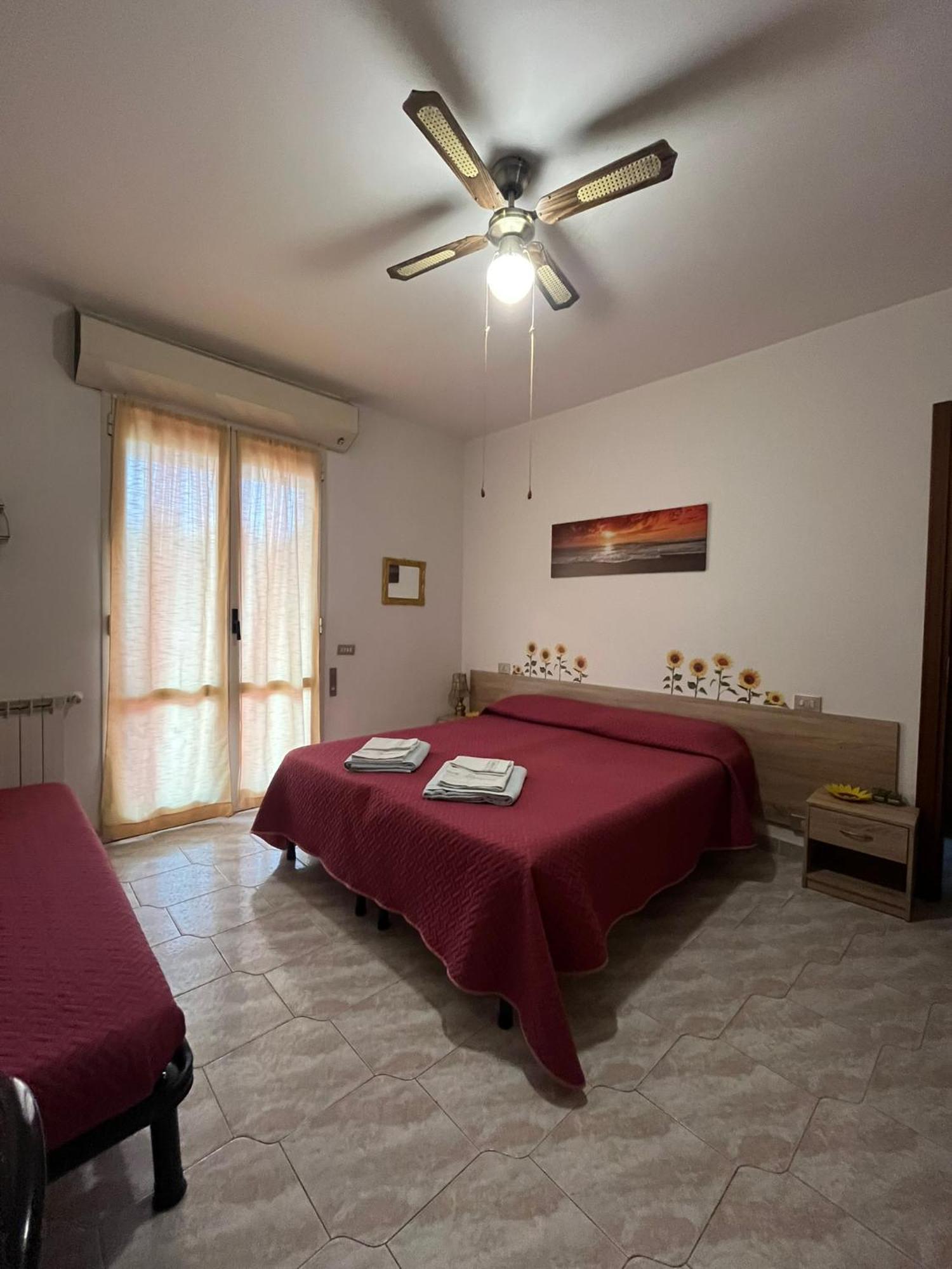B&B Il Girasole Ortonovo Dış mekan fotoğraf