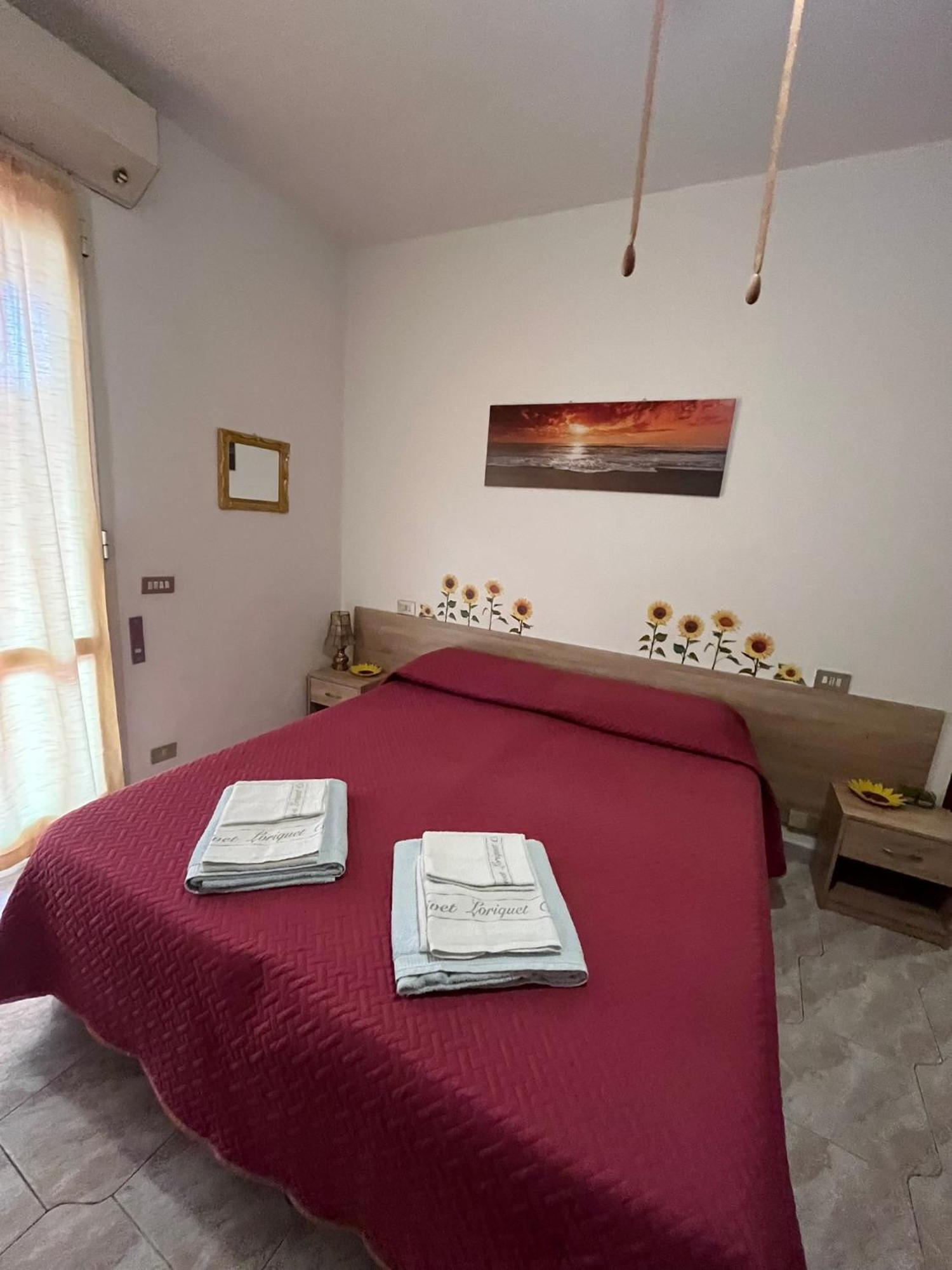 B&B Il Girasole Ortonovo Dış mekan fotoğraf